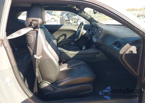 2017 Dodge Challenger Gt z USA, uszkodzony, nr VIN 2C3CDZGG1HH543104